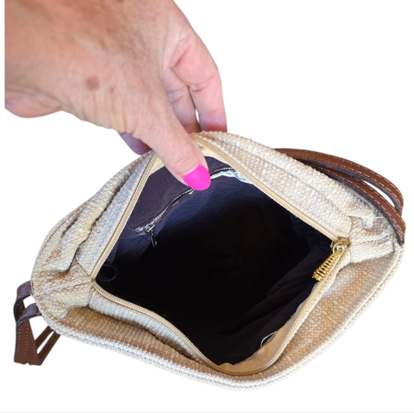 Italian Light Beige Woven Fabric Shoulder Bag With Brown Leather Strap - Picture 7 of 8